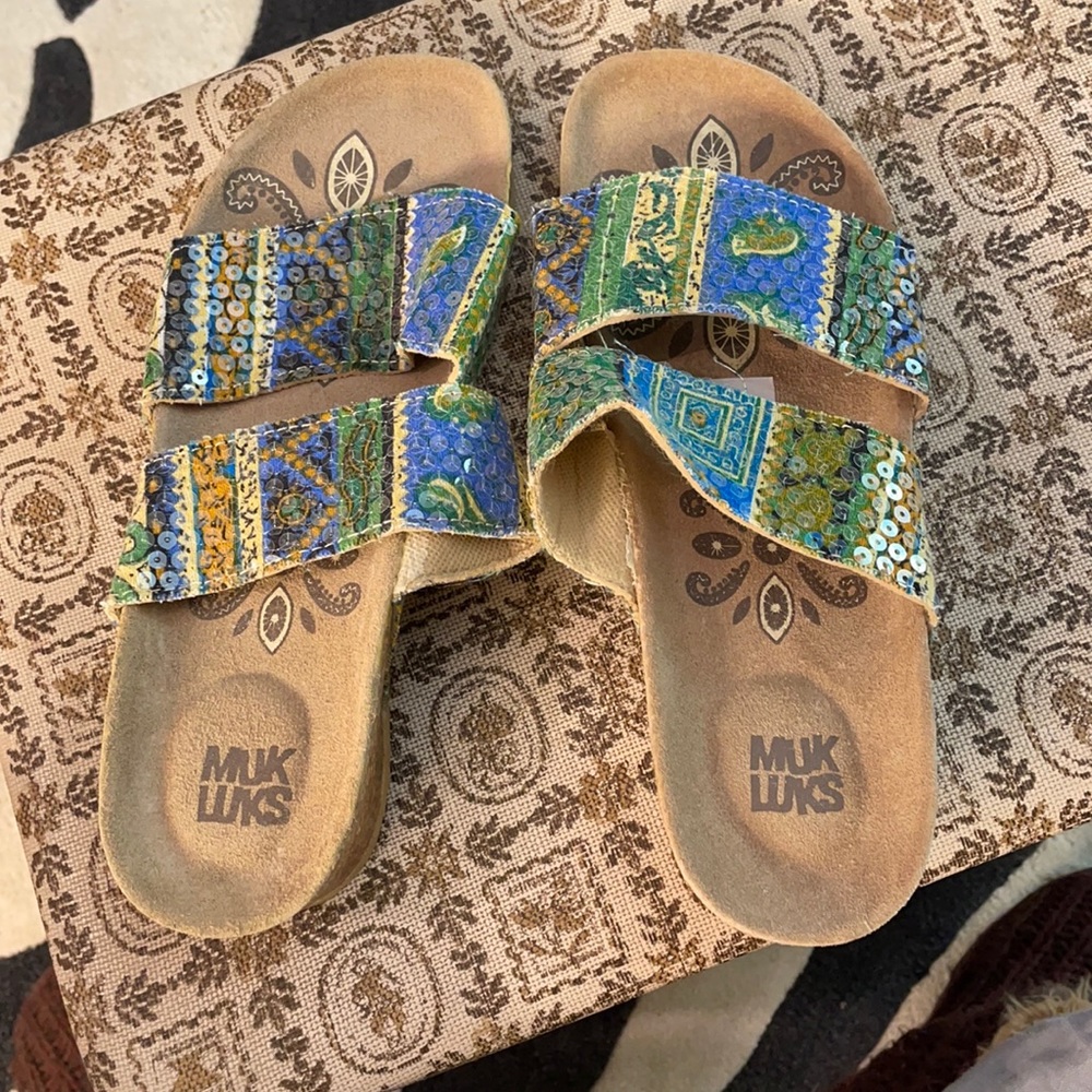 New without tags! Mukluks!